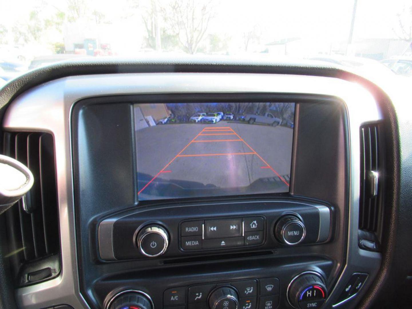 2014 SILVER CHEVROLET SILVERADO 1500 LT (3GCUKREH2EG) with an 4.3L engine, Automatic transmission, located at 908 SE 14th Street, Des Moines, IA, 50317, (515) 281-0330, 41.580303, -93.597046 - Photo#21