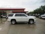 2015 WHITE GMC YUKON SLT (1GKS2BKC5FR) with an 5.3L engine, Automatic transmission, located at 908 SE 14th Street, Des Moines, IA, 50317, (515) 281-0330, 41.580303, -93.597046 - Photo#3