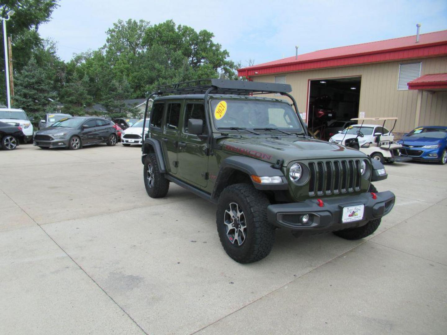 2021 GRREN JEEP WRANGLER UNLIMI RUBICON (1C4JJXFMXMW) with an 3.0L engine, Automatic transmission, located at 908 SE 14th Street, Des Moines, IA, 50317, (515) 281-0330, 41.580303, -93.597046 - Photo#2