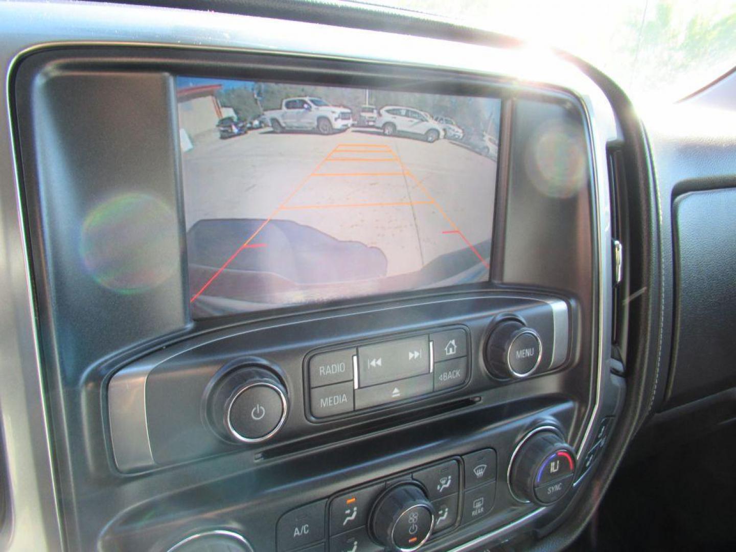 2015 BLACK CHEVROLET SILVERADO 1500 LTZ (3GCUKSEC1FG) with an 5.3L engine, Automatic transmission, located at 908 SE 14th Street, Des Moines, IA, 50317, (515) 281-0330, 41.580303, -93.597046 - Photo#22