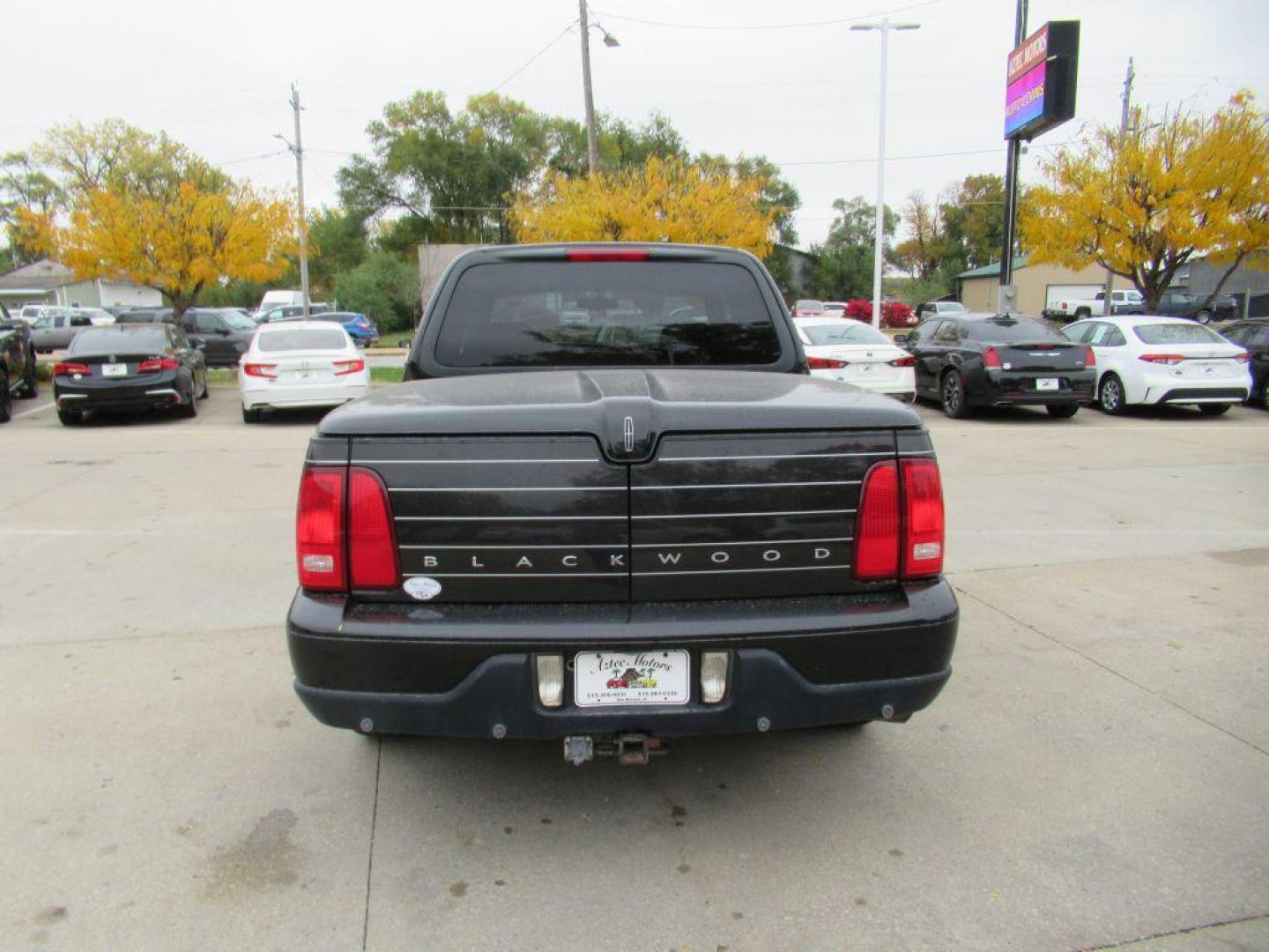 2002 BLACK LINCOLN BLACKWOOD (5LTEW05A32K) with an 5.4L engine, Automatic transmission, located at 908 SE 14th Street, Des Moines, IA, 50317, (515) 281-0330, 41.580303, -93.597046 - Photo#5