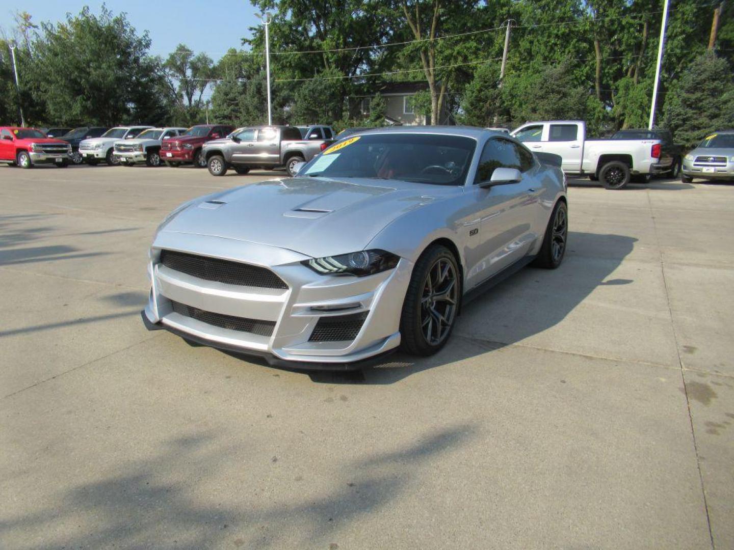 2019 SILVER FORD MUSTANG GT (1FA6P8CF6K5) with an 5.0L engine, 6-Speed Manual transmission, located at 908 SE 14th Street, Des Moines, IA, 50317, (515) 281-0330, 41.580303, -93.597046 - Photo#0