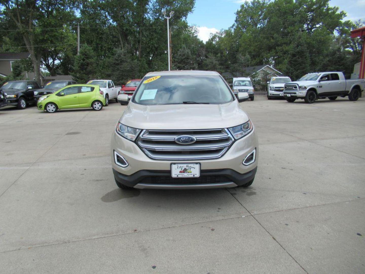 2018 GOLD FORD EDGE SEL (2FMPK4J96JB) with an 2.0L engine, Automatic transmission, located at 908 SE 14th Street, Des Moines, IA, 50317, (515) 281-0330, 41.580303, -93.597046 - Photo#1