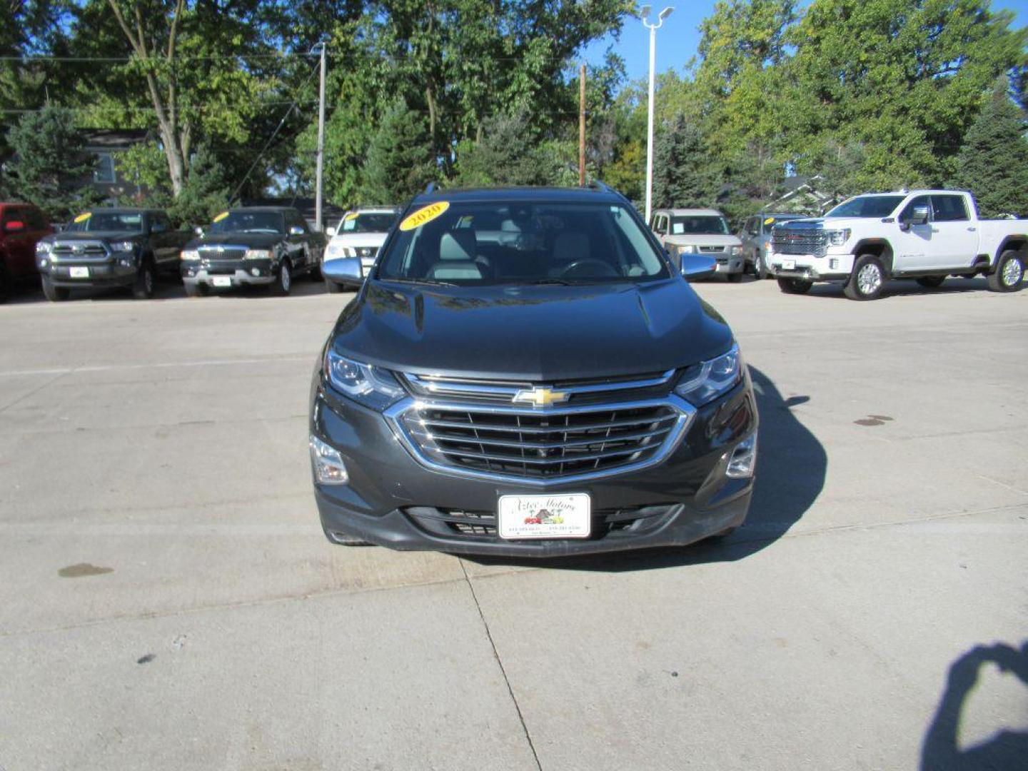 2020 GRAY CHEVROLET EQUINOX PREMIER (2GNAXXEVXL6) with an 1.5L engine, Automatic transmission, located at 908 SE 14th Street, Des Moines, IA, 50317, (515) 281-0330, 41.580303, -93.597046 - Photo#1