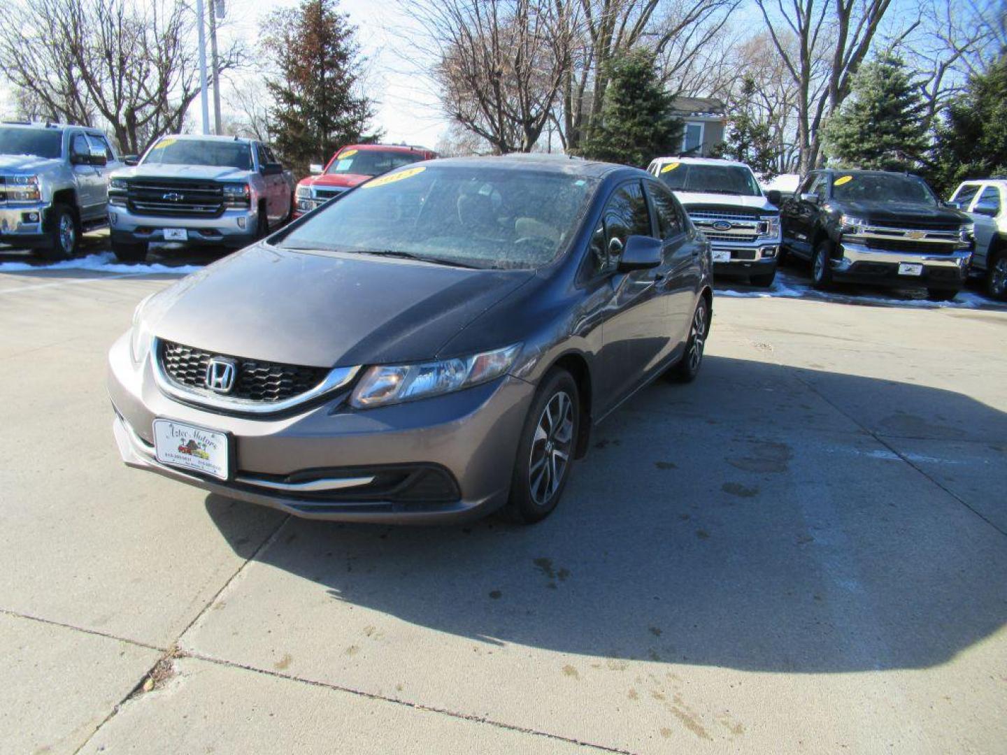 2013 TAN HONDA CIVIC EX (2HGFB2F88DH) with an 1.8L engine, Automatic transmission, located at 908 SE 14th Street, Des Moines, IA, 50317, (515) 281-0330, 41.580303, -93.597046 - Photo#0