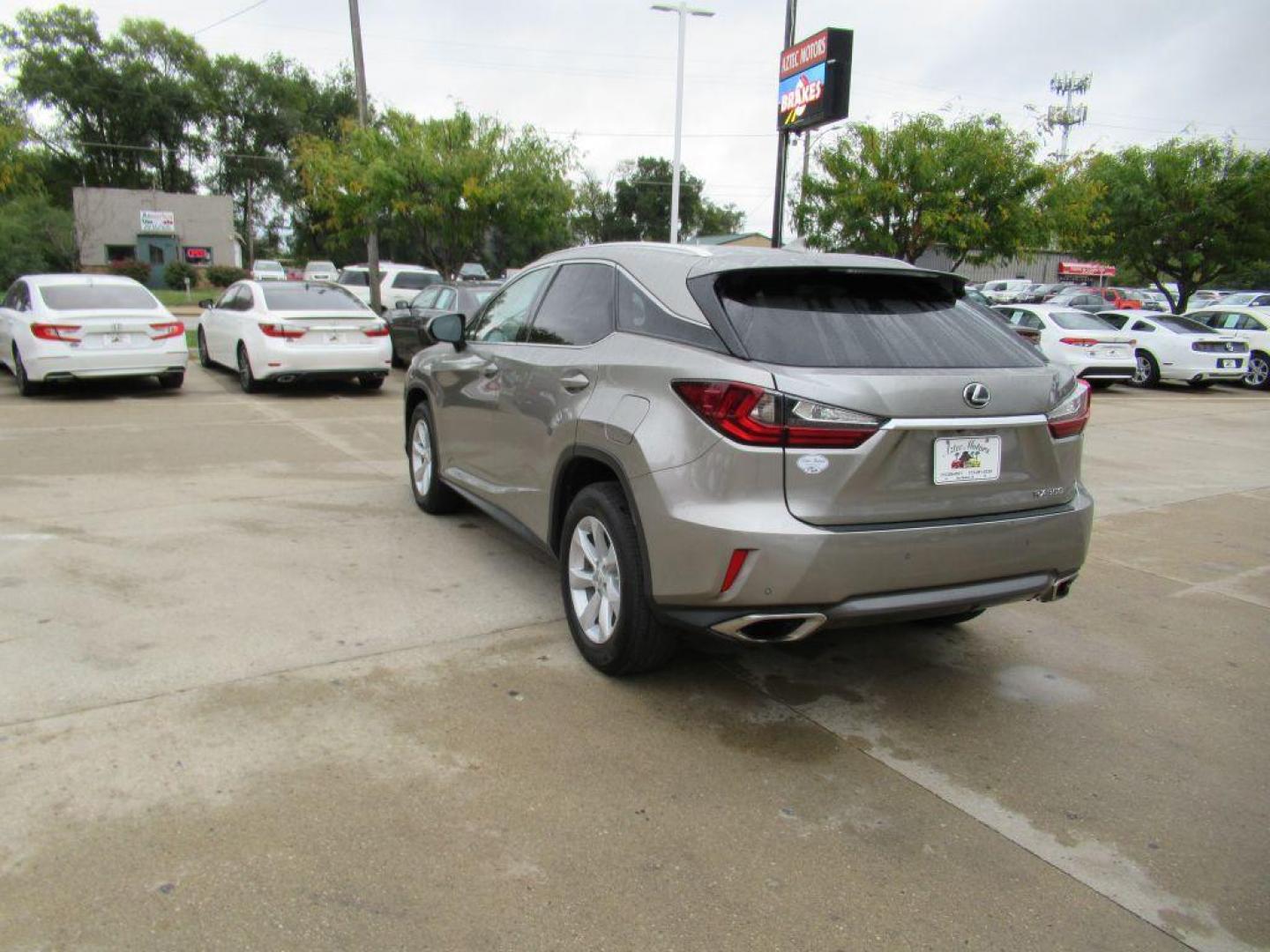 2017 SILVER LEXUS RX 350 BASE (2T2BZMCA4HC) with an 3.5L engine, Automatic transmission, located at 908 SE 14th Street, Des Moines, IA, 50317, (515) 281-0330, 41.580303, -93.597046 - Photo#6