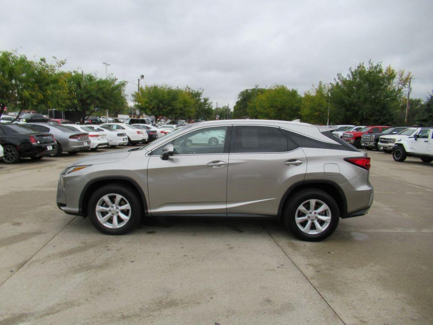 2017 SILVER LEXUS RX 350 BASE (2T2BZMCA4HC) with an 3.5L engine, Automatic transmission, located at 908 SE 14th Street, Des Moines, IA, 50317, (515) 281-0330, 41.580303, -93.597046 - Photo#7