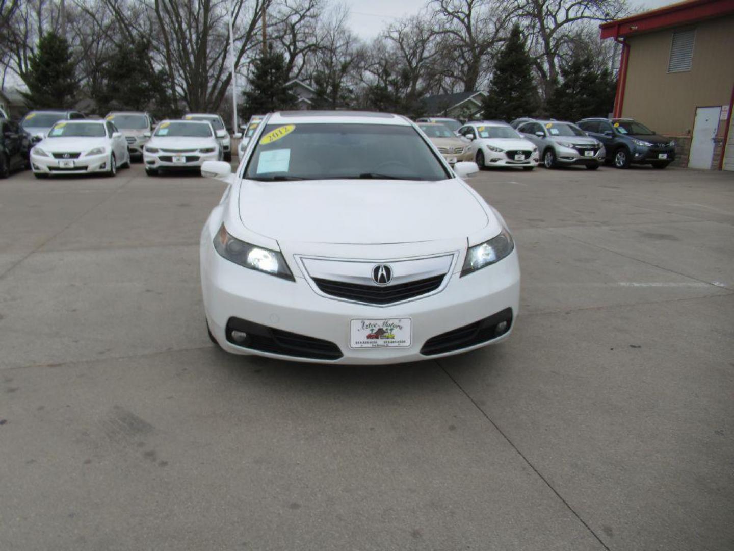 2012 WHITE ACURA TL (19UUA9F54CA) with an 3.7L engine, Automatic transmission, located at 908 SE 14th Street, Des Moines, IA, 50317, (515) 281-0330, 41.580303, -93.597046 - Photo#1