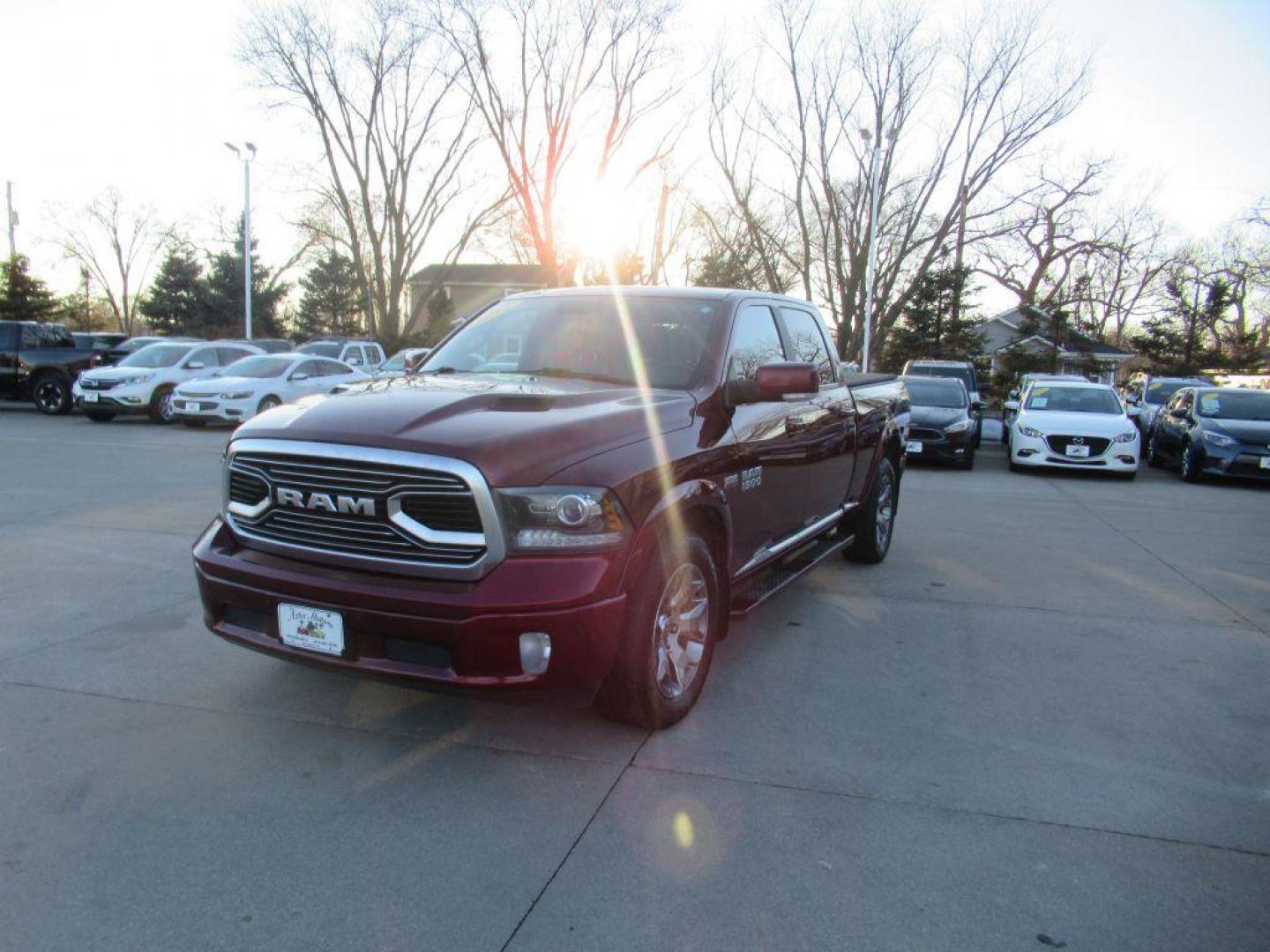 2018 RED RAM 1500 LONGHORN (1C6RR7WTXJS) with an 5.7L engine, Automatic transmission, located at 908 SE 14th Street, Des Moines, IA, 50317, (515) 281-0330, 41.580303, -93.597046 - Photo#0