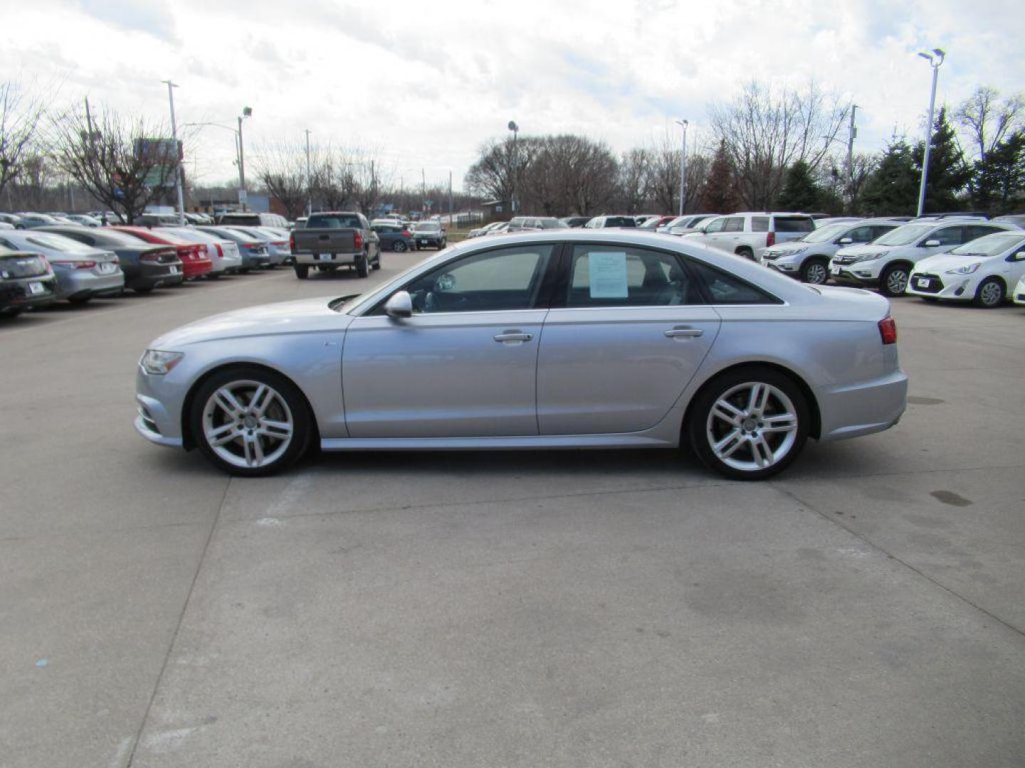 2016 SILVER AUDI A6 PREMIUM PLUS (WAUGFAFC1GN) with an 2.0L engine, Automatic transmission, located at 908 SE 14th Street, Des Moines, IA, 50317, (515) 281-0330, 41.580303, -93.597046 - Photo#7