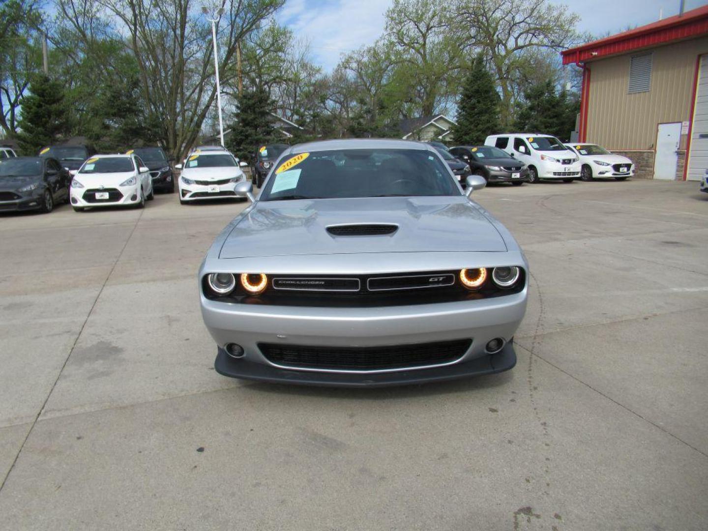 2020 SILVER DODGE CHALLENGER GT (2C3CDZKGXLH) with an 3.6L engine, Automatic transmission, located at 908 SE 14th Street, Des Moines, IA, 50317, (515) 281-0330, 41.580303, -93.597046 - Photo#1