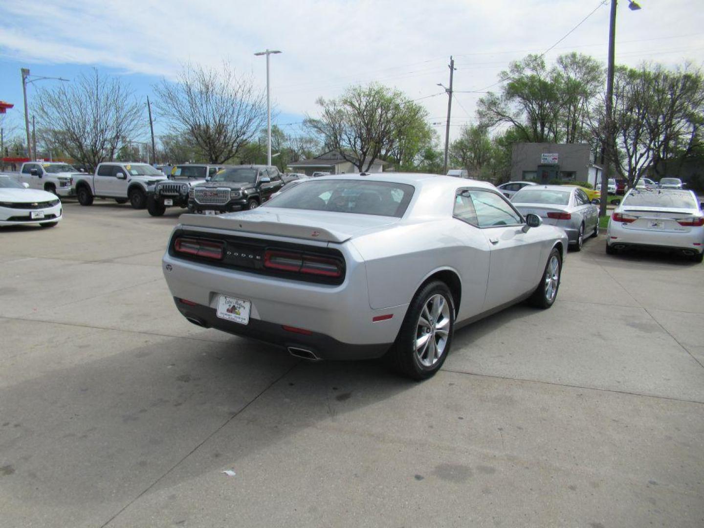 2020 SILVER DODGE CHALLENGER GT (2C3CDZKGXLH) with an 3.6L engine, Automatic transmission, located at 908 SE 14th Street, Des Moines, IA, 50317, (515) 281-0330, 41.580303, -93.597046 - Photo#4