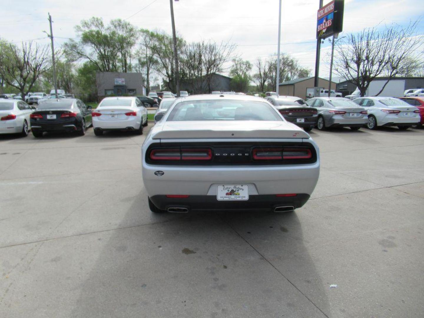 2020 SILVER DODGE CHALLENGER GT (2C3CDZKGXLH) with an 3.6L engine, Automatic transmission, located at 908 SE 14th Street, Des Moines, IA, 50317, (515) 281-0330, 41.580303, -93.597046 - Photo#5