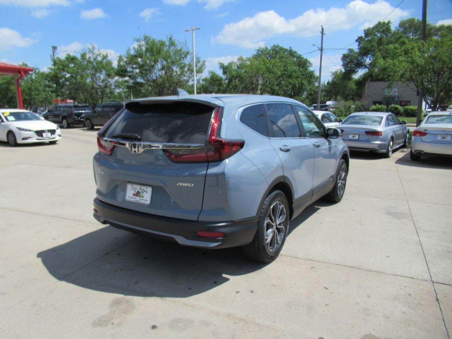 2020 GRAY HONDA CR-V EX (5J6RW2H55LL) with an 1.5L engine, Continuously Variable transmission, located at 908 SE 14th Street, Des Moines, IA, 50317, (515) 281-0330, 41.580303, -93.597046 - Photo#4