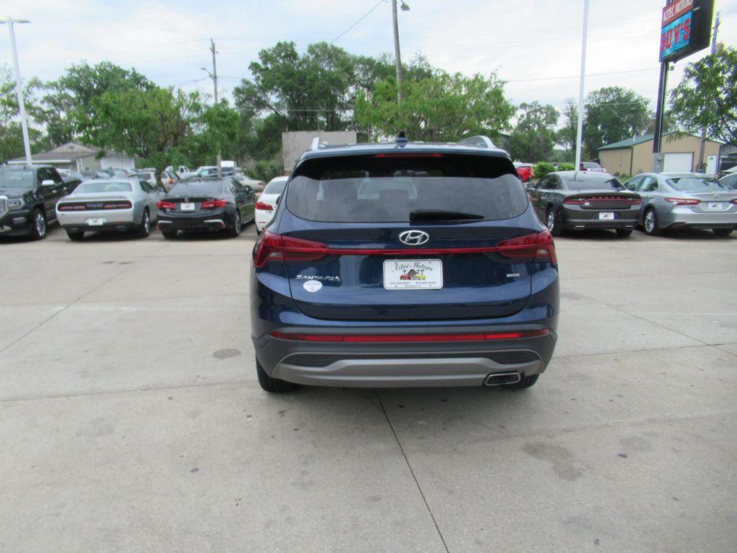 2023 BLUE HYUNDAI SANTA FE SEL (5NMS2DAJ7PH) with an 2.5L engine, Automatic transmission, located at 908 SE 14th Street, Des Moines, IA, 50317, (515) 281-0330, 41.580303, -93.597046 - Photo#5