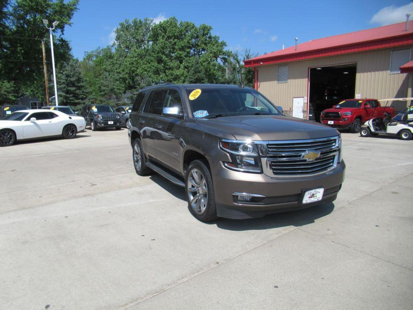 2016 BROWN CHEVROLET TAHOE LTZ (1GNSKCKC7GR) with an 5.3L engine, Automatic transmission, located at 908 SE 14th Street, Des Moines, IA, 50317, (515) 281-0330, 41.580303, -93.597046 - Photo#2