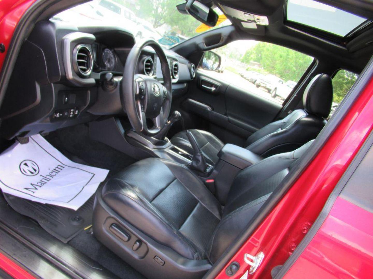 2021 RED TOYOTA TACOMA DOUBLE CAB (3TYCZ5AN4MT) with an 3.5L engine, Automatic transmission, located at 908 SE 14th Street, Des Moines, IA, 50317, (515) 281-0330, 41.580303, -93.597046 - Photo#26