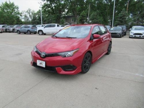 2017 TOYOTA COROLLA IM 4DR