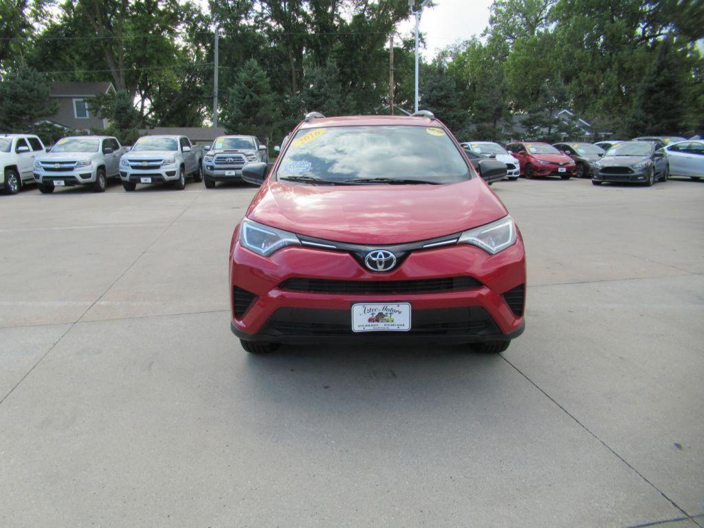 2016 RED TOYOTA RAV4 LE (2T3BFREV7GW) with an 2.5L engine, Automatic transmission, located at 908 SE 14th Street, Des Moines, IA, 50317, (515) 281-0330, 41.580303, -93.597046 - Photo#1