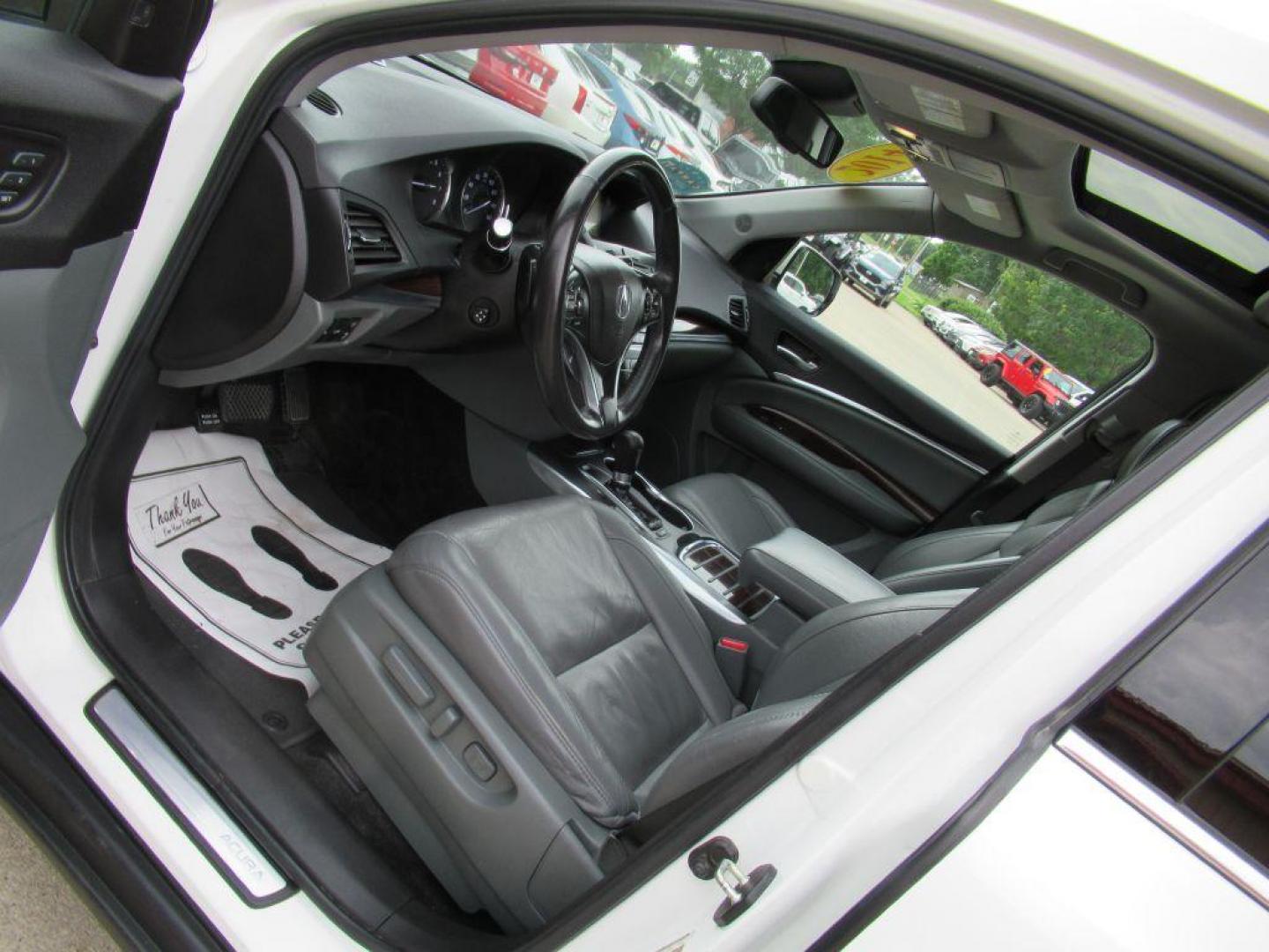 2014 WHITE ACURA MDX ADVANCE (5FRYD4H85EB) with an 3.5L engine, Automatic transmission, located at 908 SE 14th Street, Des Moines, IA, 50317, (515) 281-0330, 41.580303, -93.597046 - Photo#27