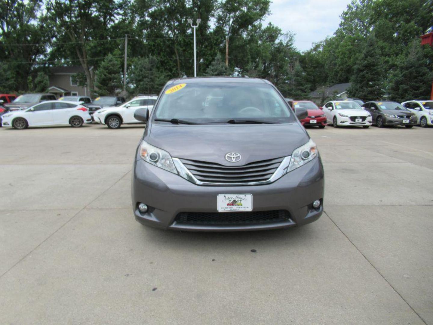 2014 GRAY TOYOTA SIENNA XLE (5TDYK3DC7ES) with an 3.5L engine, Automatic transmission, located at 908 SE 14th Street, Des Moines, IA, 50317, (515) 281-0330, 41.580303, -93.597046 - Photo#1