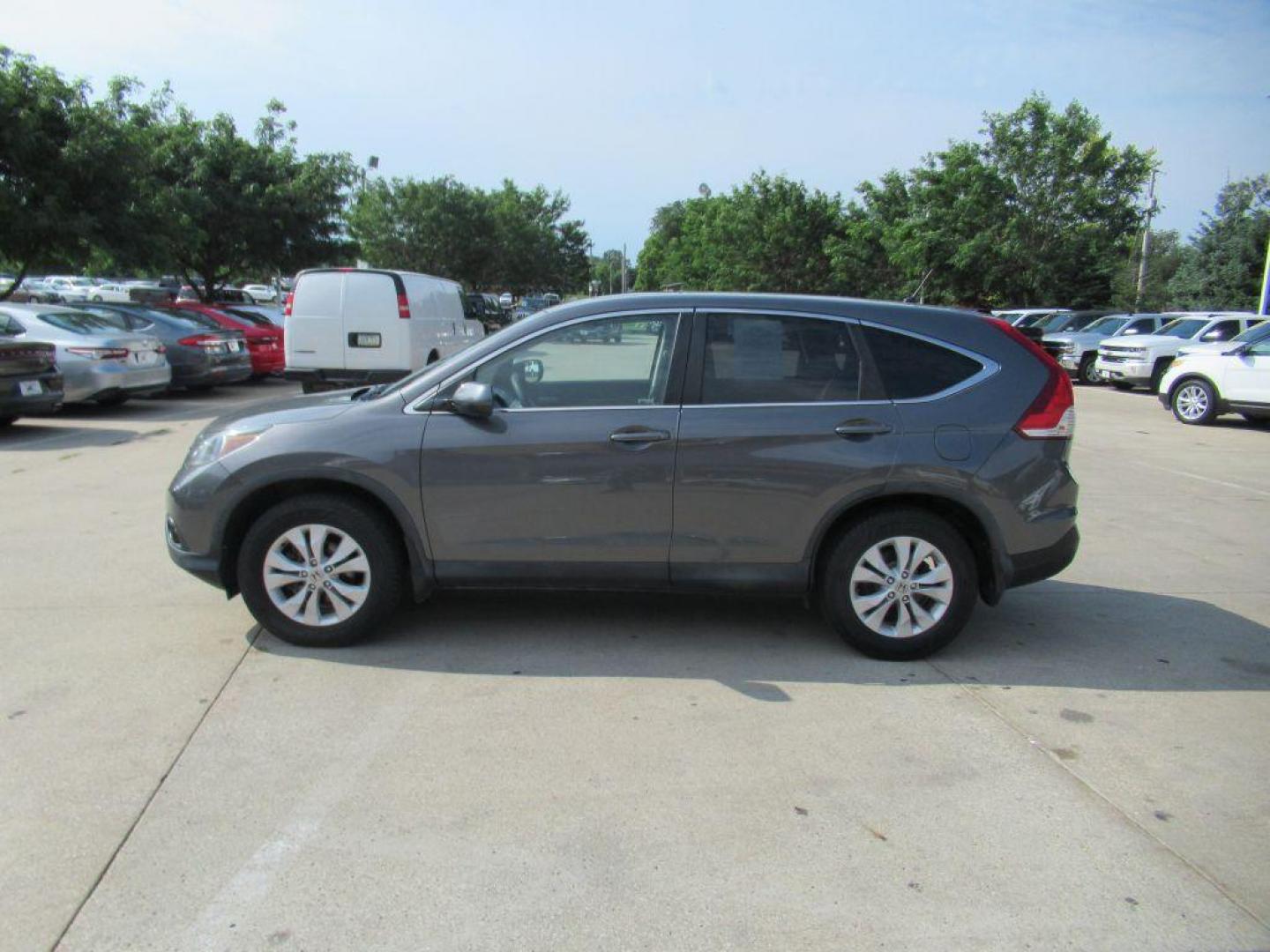 2012 GRAY HONDA CR-V EXL (5J6RM4H72CL) with an 2.4L engine, Automatic transmission, located at 908 SE 14th Street, Des Moines, IA, 50317, (515) 281-0330, 41.580303, -93.597046 - Photo#7