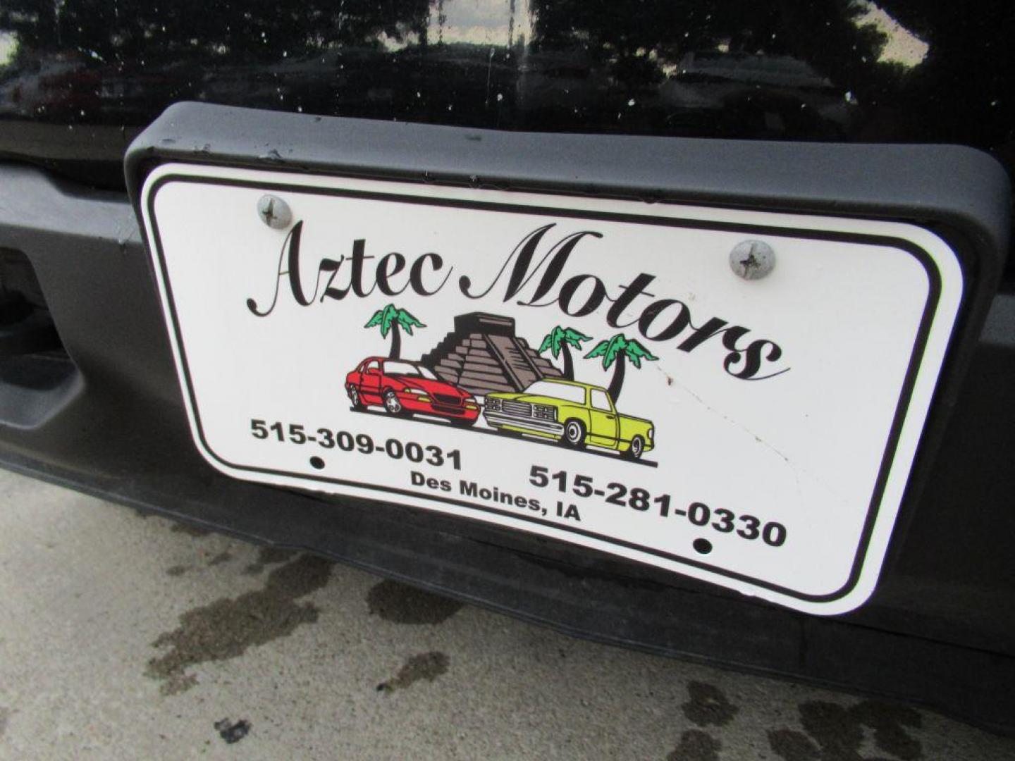 2021 BLACK CHEVROLET SILVERADO 1500 CUSTOM (3GCUYBEF1MG) with an 5.3L engine, Automatic transmission, located at 908 SE 14th Street, Des Moines, IA, 50317, (515) 281-0330, 41.580303, -93.597046 - Photo#8