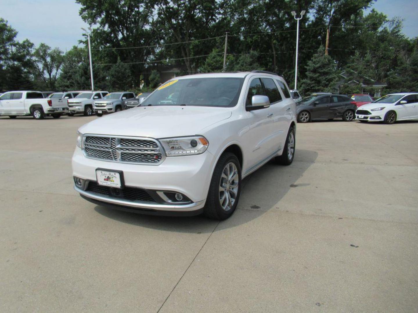 2017 WHITE DODGE DURANGO CITADEL (1C4RDJEG5HC) with an 3.6L engine, Automatic transmission, located at 908 SE 14th Street, Des Moines, IA, 50317, (515) 281-0330, 41.580303, -93.597046 - Photo#0