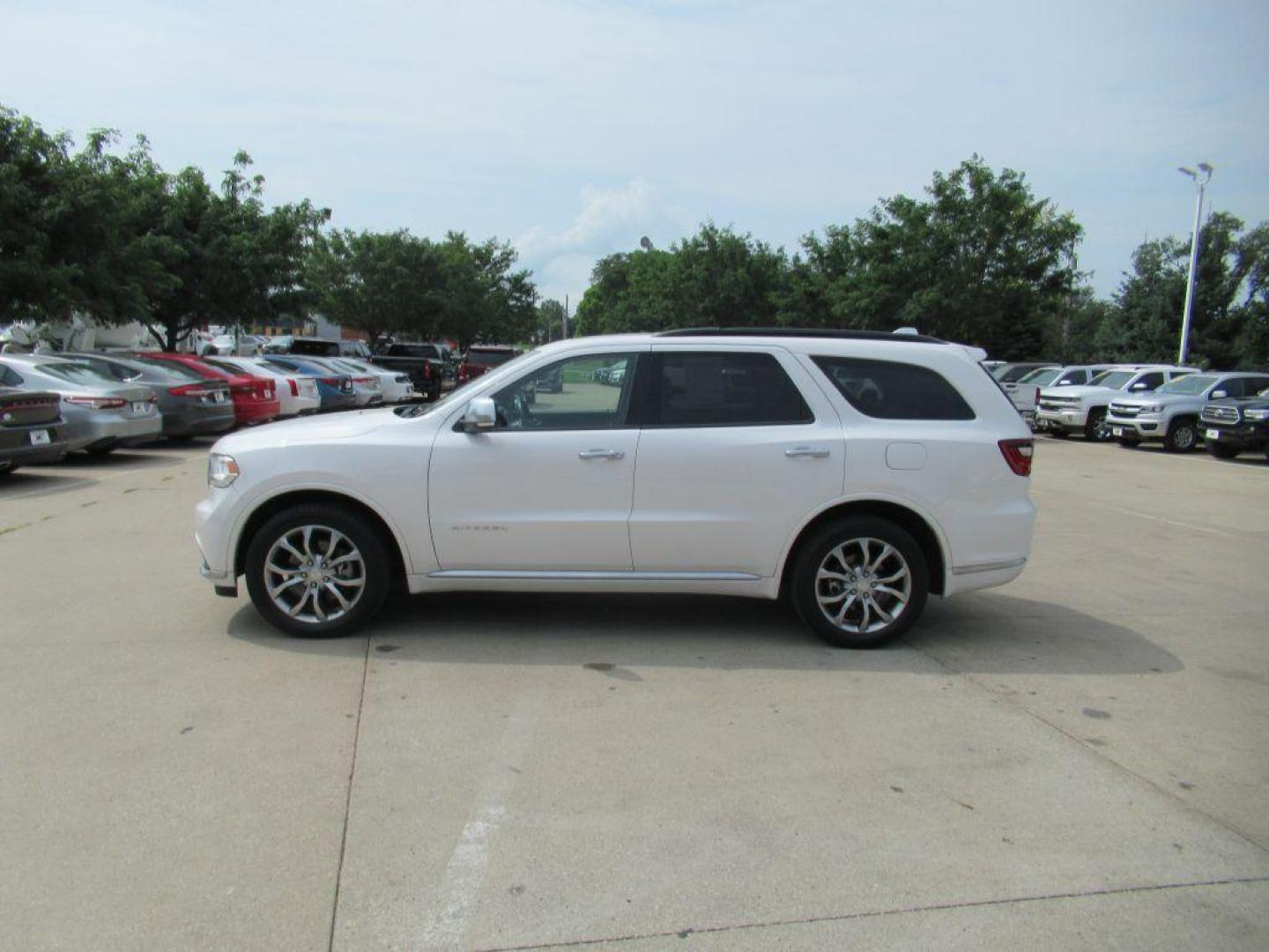 2017 WHITE DODGE DURANGO CITADEL (1C4RDJEG5HC) with an 3.6L engine, Automatic transmission, located at 908 SE 14th Street, Des Moines, IA, 50317, (515) 281-0330, 41.580303, -93.597046 - Photo#7