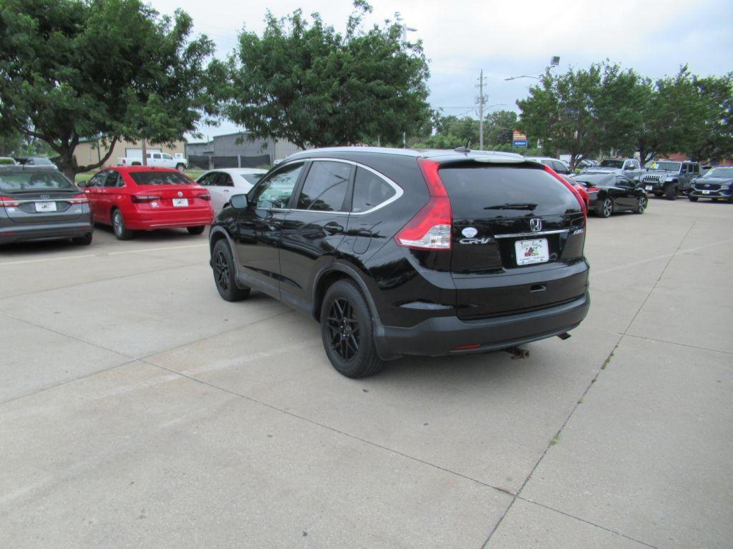 2012 BLACK HONDA CR-V EXL (5J6RM4H78CL) with an 2.4L engine, Automatic transmission, located at 908 SE 14th Street, Des Moines, IA, 50317, (515) 281-0330, 41.580303, -93.597046 - Photo#6