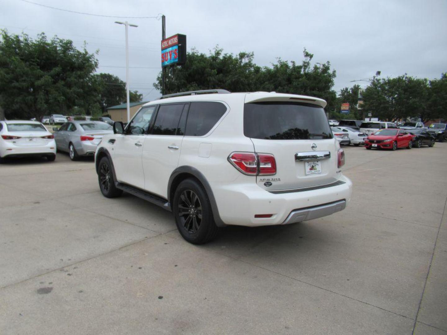 2018 WHITE NISSAN ARMADA PLATINUM (JN8AY2NE7J9) with an 5.6L engine, Automatic transmission, located at 908 SE 14th Street, Des Moines, IA, 50317, (515) 281-0330, 41.580303, -93.597046 - Photo#6