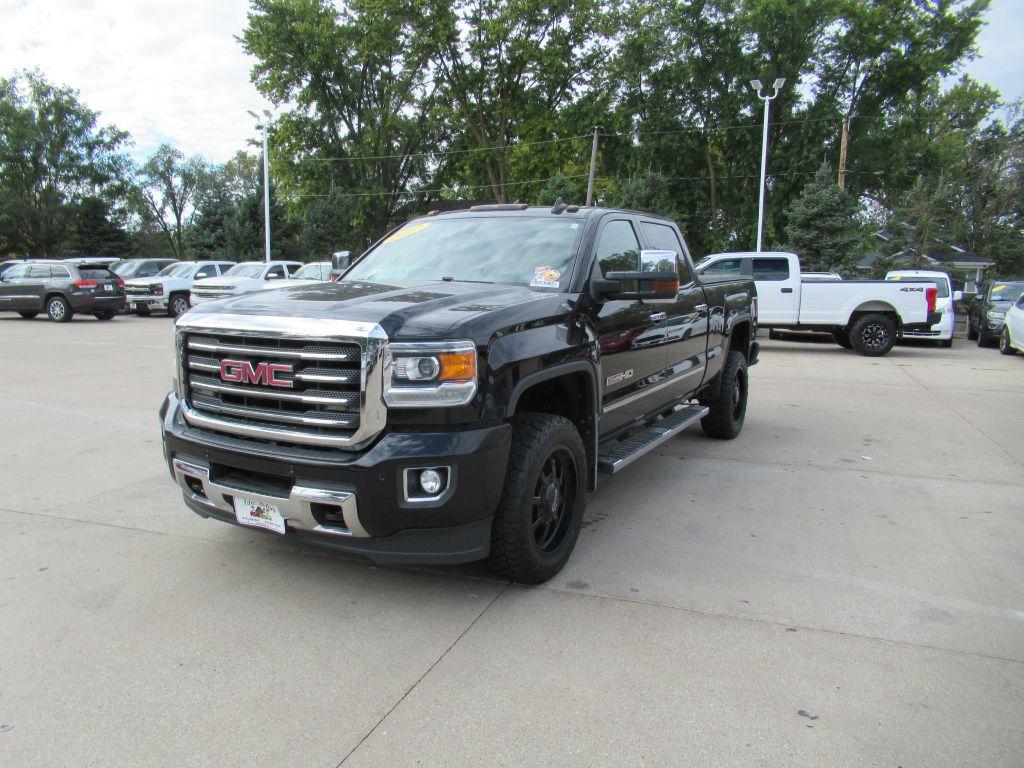 photo of 2017 GMC SIERRA 4DR