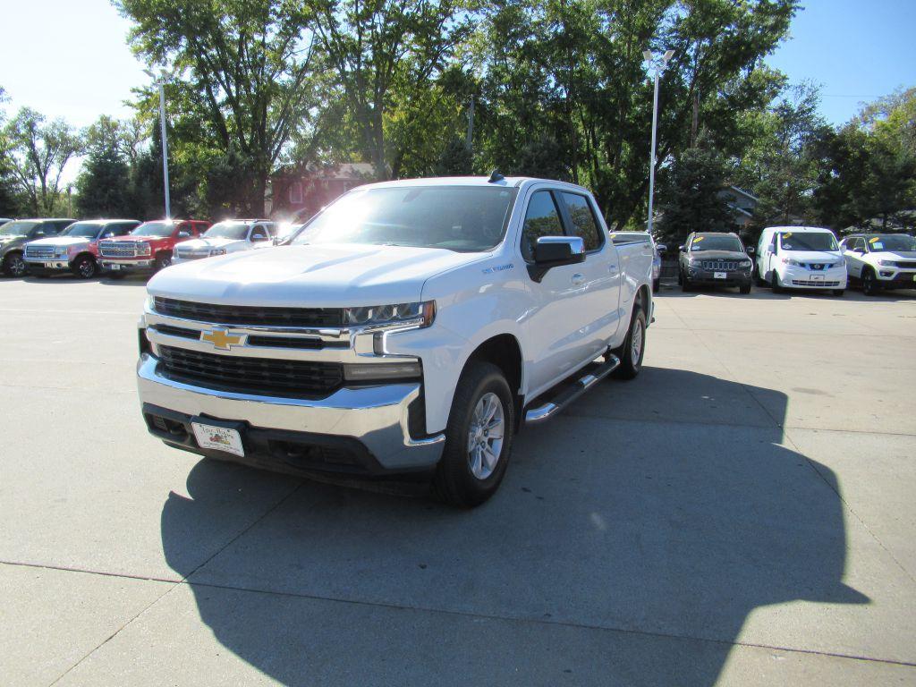 photo of 2021 CHEVROLET SILVERADO 1500 LT