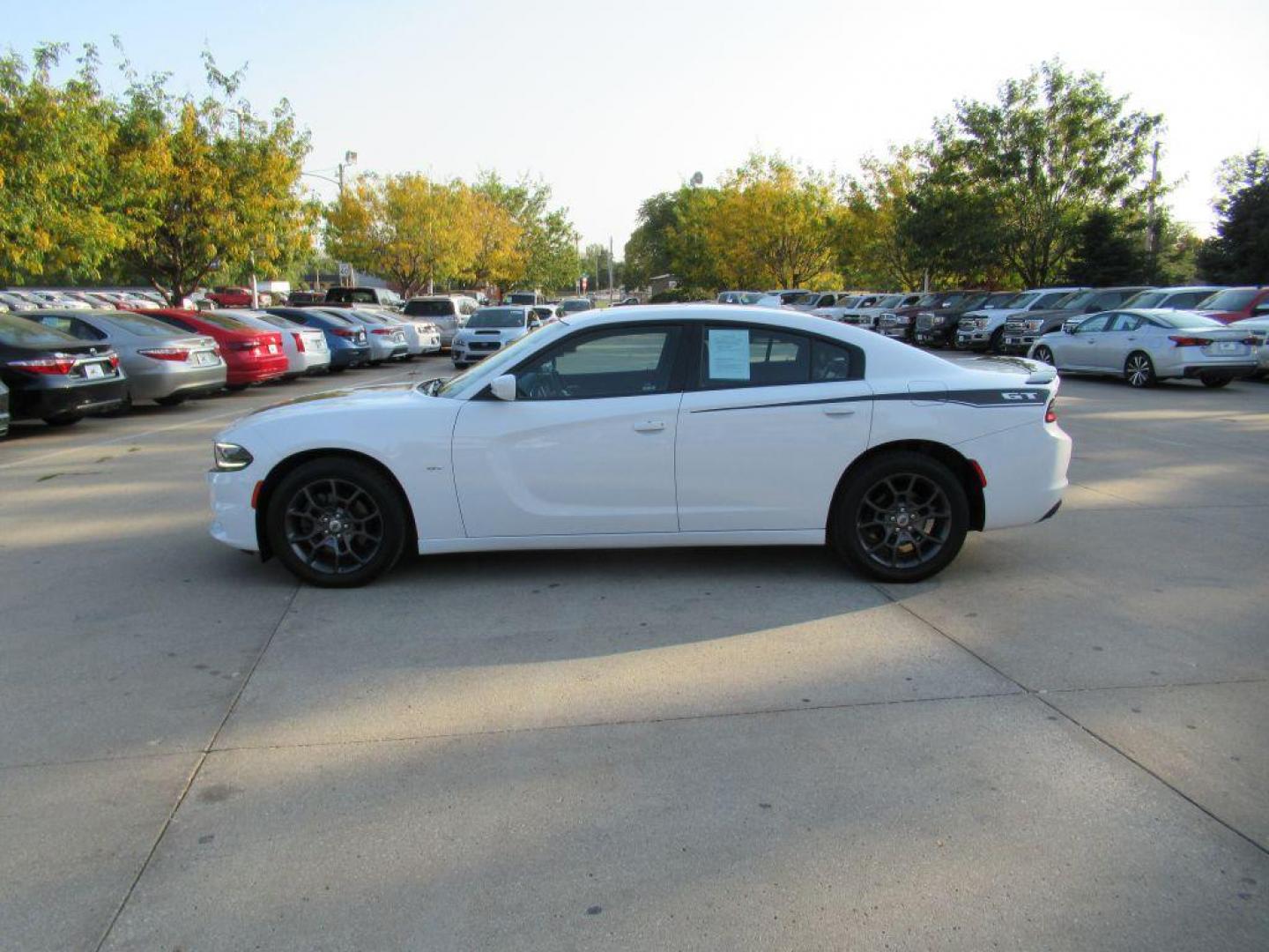 2018 WHITE DODGE CHARGER GT (2C3CDXJG6JH) with an 3.6L engine, Automatic transmission, located at 908 SE 14th Street, Des Moines, IA, 50317, (515) 281-0330, 41.580303, -93.597046 - Photo#7