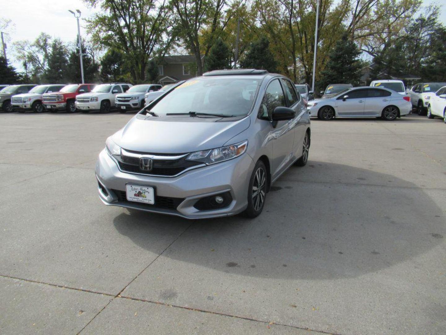 2018 SILVER HONDA FIT EX (3HGGK5H87JM) with an 1.5L engine, Continuously Variable transmission, located at 908 SE 14th Street, Des Moines, IA, 50317, (515) 281-0330, 41.580303, -93.597046 - Photo#0