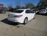 2019 WHITE TOYOTA CAMRY LE (4T1B11HK7KU) with an 2.5L engine, Automatic transmission, located at 908 SE 14th Street, Des Moines, IA, 50317, (515) 281-0330, 41.580303, -93.597046 - Photo#4