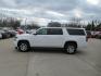 2018 WHITE CHEVROLET SUBURBAN 1500 LT (1GNSKHKC4JR) with an 5.3L engine, Automatic transmission, located at 908 SE 14th Street, Des Moines, IA, 50317, (515) 281-0330, 41.580303, -93.597046 - Photo#7