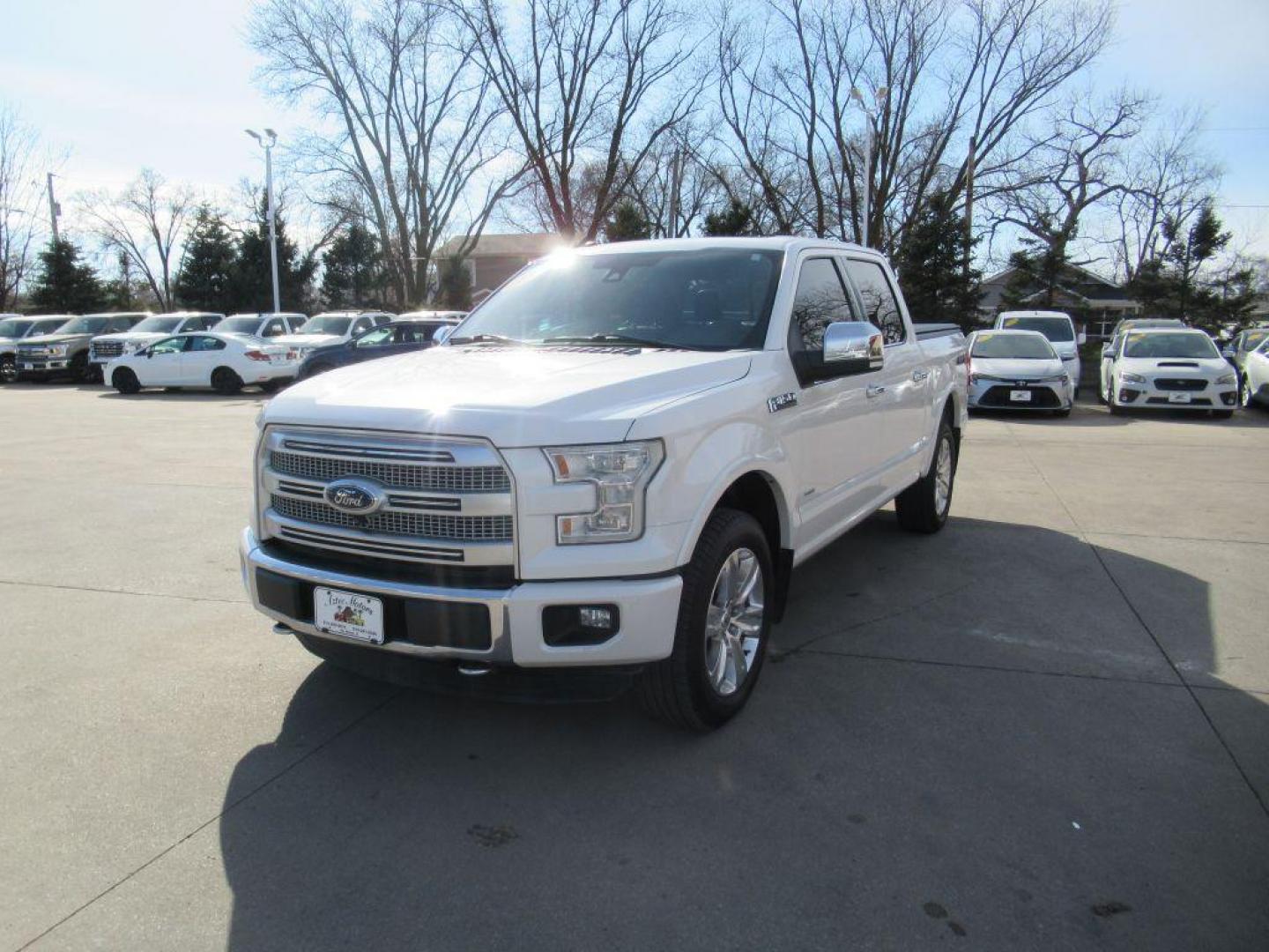 2017 WHITE FORD F150 SUPERCREW PLATINUM (1FTEW1EGXHF) with an 3.5L engine, Automatic transmission, located at 908 SE 14th Street, Des Moines, IA, 50317, (515) 281-0330, 41.580303, -93.597046 - Photo#0