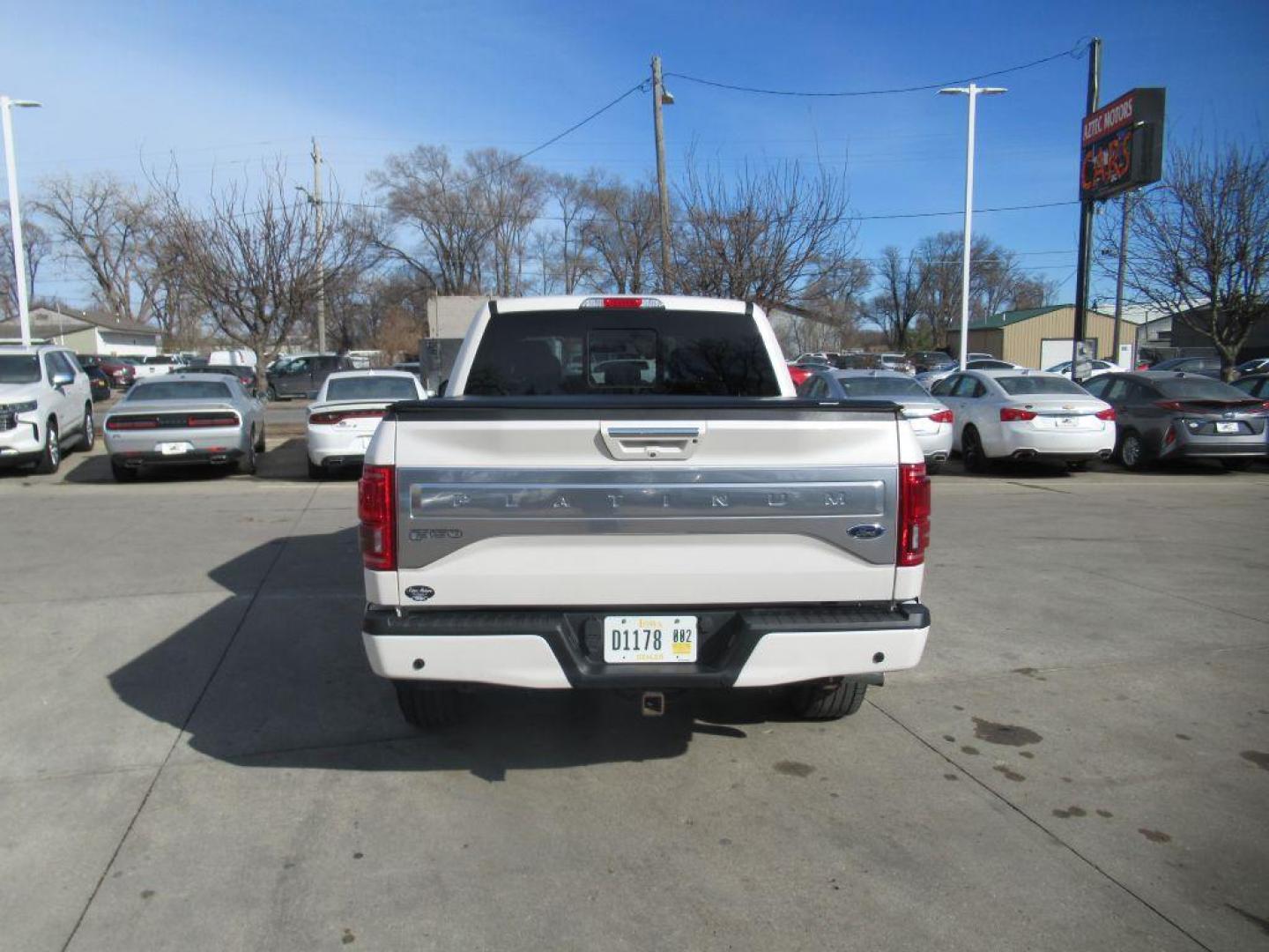 2017 WHITE FORD F150 SUPERCREW PLATINUM (1FTEW1EGXHF) with an 3.5L engine, Automatic transmission, located at 908 SE 14th Street, Des Moines, IA, 50317, (515) 281-0330, 41.580303, -93.597046 - Photo#5