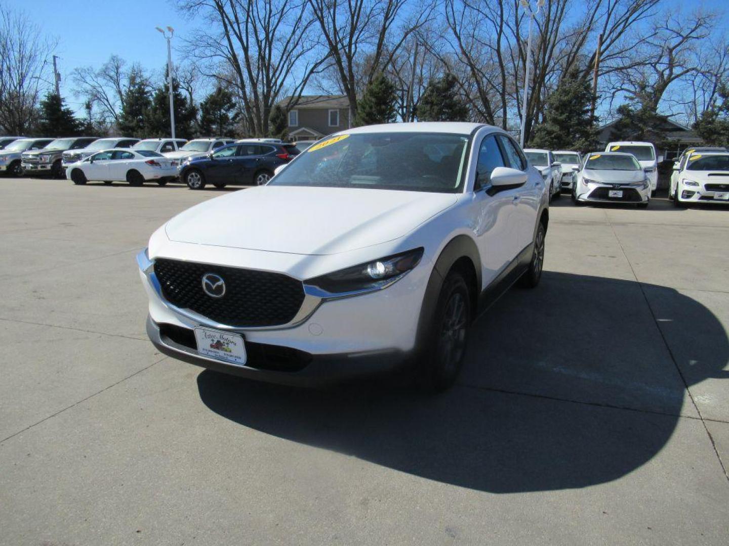 2021 WHITE MAZDA CX-30 (3MVDMBAL8MM) with an 2.5L engine, Automatic transmission, located at 908 SE 14th Street, Des Moines, IA, 50317, (515) 281-0330, 41.580303, -93.597046 - Photo#0